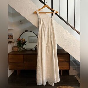 Abercrombie and Fitch The A&F Linen Collection Premium Linen Bow Back Maxi Dress